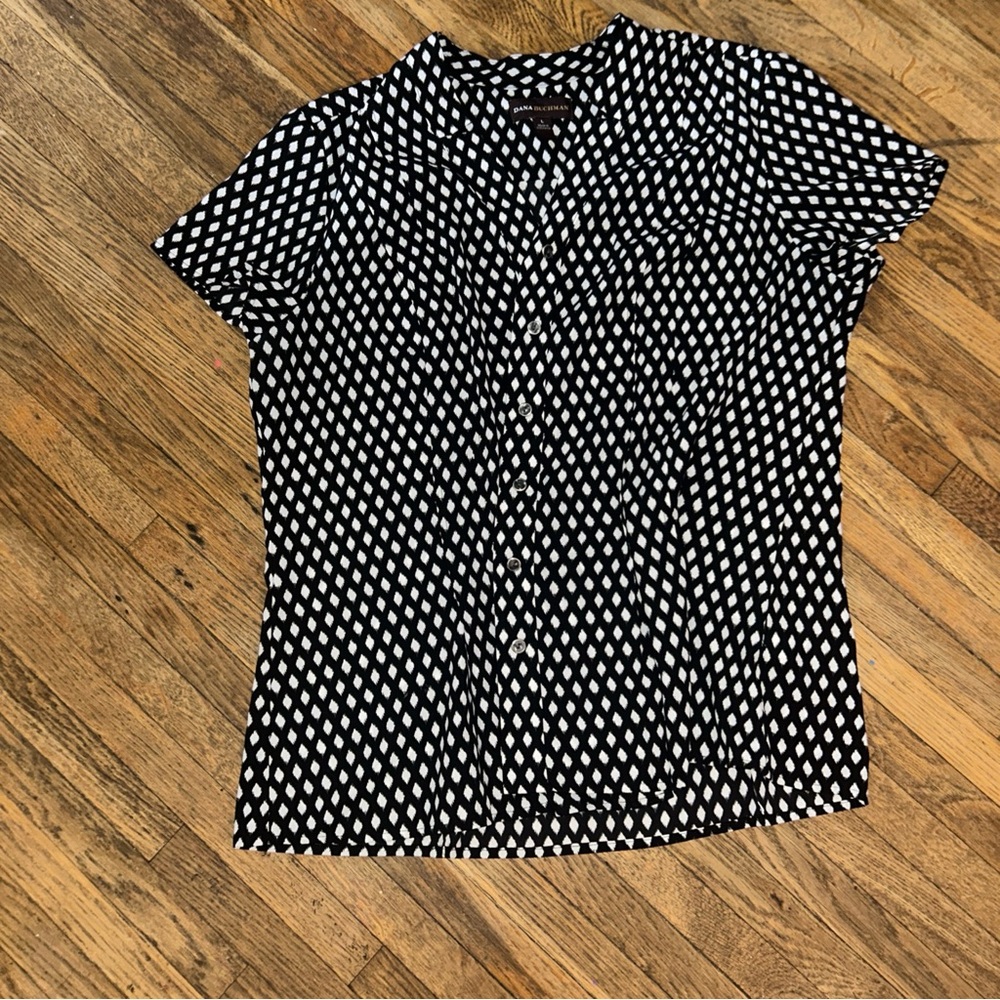 Dana Buchman Black and White Diamond Print Button Down Shirt